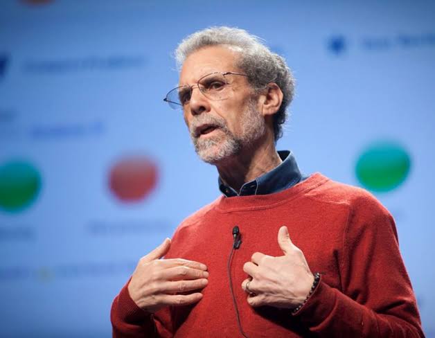 autor livros de crecimento pessoal Daniel Goleman